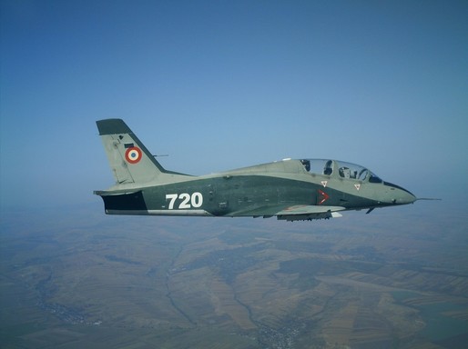OFICIAL Modernizarea avioanelor românești de pregătire pentru F-16, întârziată de efectele pandemiei COVID și ale războiului din Ucraina asupra României și Israelului