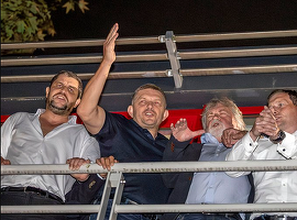 Partidul populist al fostului premier Robert Fico, care se opune ajutării Ucrainei, obține o victorie în alegerile legislative
