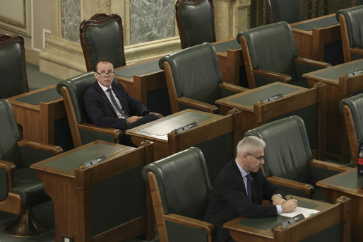 VIDEO&FOTO Senatul a votat ridicarea imunității senatorului PNL Florin Cîțu, fost premier, în dosarul achiziției de vaccinuri din pandemie