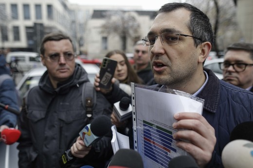 Vlad Voiculescu, urmărit penal de DNA în dosarul vaccinurilor din pandemie / Este acuzat de abuz în serviciu, cu consecințe deosebit de grave
