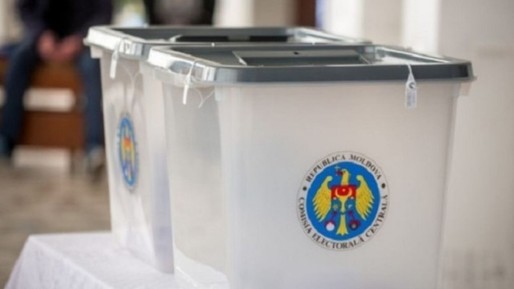 Alegerile din Moldova. Rezultatul referendumului e foarte strâns, la câteva mii de voturi