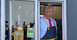 VIDEO Donald Trump a servit clienți la un McDonald’s și a susținut o conferință de presă de la fereastra pentru drive-thru