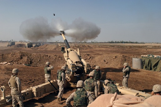 România în NATO: A crescut cheltuielile pentru apărare abia după 3 ani de scădere. Armata s-a mărit cu doar 200 de oameni în 4 ani în pofida războiului din Ucraina, cea a Poloniei a urcat cu 100.000