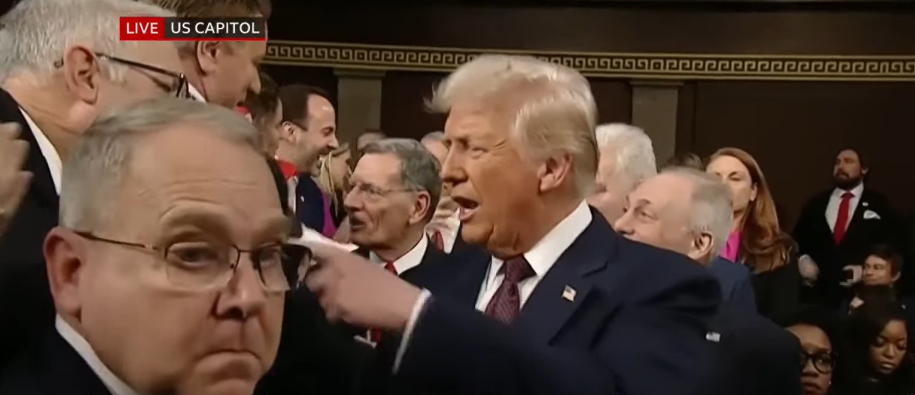 VIDEO Trump, mesaj pentru locuitorii Groenlandei:  Dacă alegeți, vă urăm bun venit în SUA. Într-un fel sau altul, o vom obține. Vă vom ține în siguranță, vă vom îmbogăți