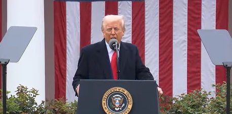 VIDEO Trump lovește cu taxe pe mașini întreaga lume: La comerț, prietenul este mai rău decât dușmanul! Toate taxele impuse - TABEL