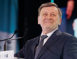 Crin Antonescu propune Platforma Națională pentru Eficiența Statului