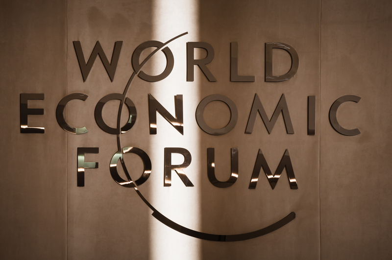 Forumul Economic Mondial WEF își anchetează fondatorul, Klaus Schwab, acuzat de delapidare