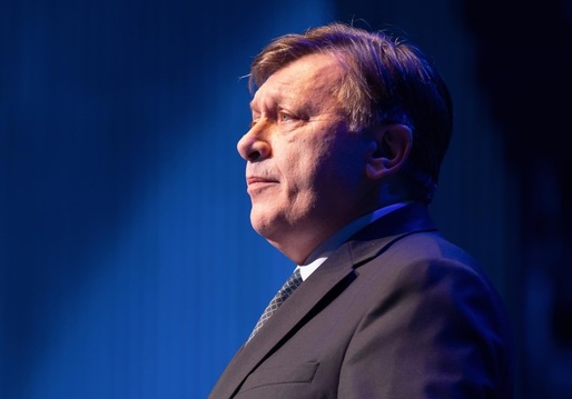 Crin Antonescu: „Clasa politică trebuie să se ridice la nivelul României de azi. Nu invers.”