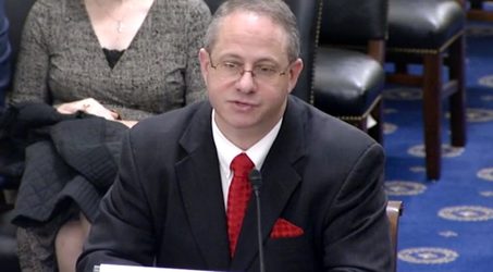 Ciolacu se vede înainte de primul tur al prezidențialelor cu vicepreședintele Comisiei Federale pentru Alegeri din SUA, numit de Trump