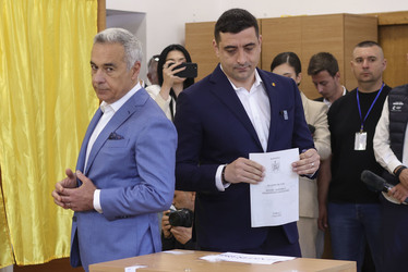 ANUNȚ Cerere de anulare a alegerilor din 4 mai, la CCR