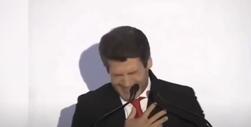 VIDEO Portugalia - Liderului extremei drepte i s-a făcut rău în fața alegătorilor