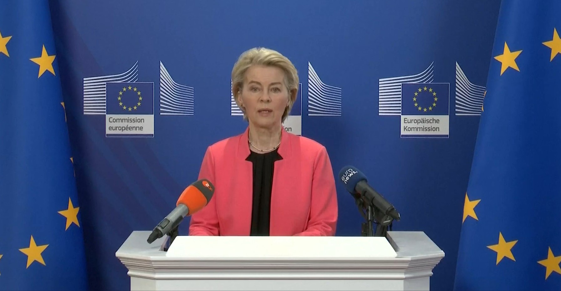 Președinta Comisiei Europene îl felicită pe Nicușor Dan: Românii au ieșit în număr mare