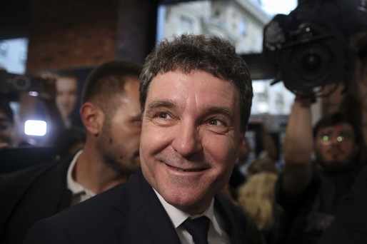 Nicușor Dan, baie de mulțime: Ce-ați făcut voi în aceste săptămâni a fost extraordinar, v-ați confruntat cu valuri de ură și ați avut curajul să mergeți înainte / Întregul nostru respect pentru cei care au avut o altă opțiune