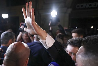 CNN - O alegere între Est și Vest și un test decisiv pentru ascensiunea naționalismului de tip Trump în Europa. Nicușor Dan, una dintre marile suprize ale momentului, în politica europeană