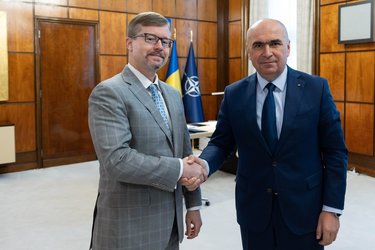 FOTO Bolojan s-a văzut cu diplomatul șef al SUA la București 