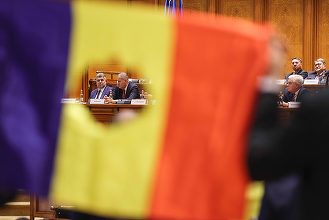 Ciolacu revine în forță: Nu suntem în niciun colaps economic. Doar unii ar vrea să credeți asta, să justifice mai ușor că au intrat cu drujba 