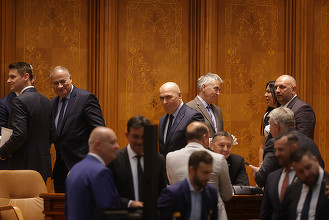 FOTO Bolojan: Prin adoptarea măsurilor fiscale, am făcut deja o economie de 200 milioane dolari cu reducerea dobânzilor la împrumuturi