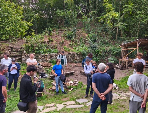 Nicușor Dan, cu familia la Roșia Montană FOTO