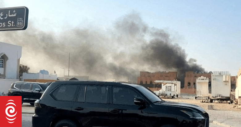Israelul bombardează Qatarul, aliat al SUA, pentru a lovi lideri Hamas implicați în negocieri de pace. Atacul fără precedent, calificat „regretabil” de Casa Albă