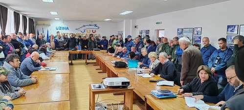 DOCUMENT Sindicat din armament se revoltă: conducerea nu mai are ce căuta în societate. Să ne dea banii. Nu ne asumăm evenimentele nedorite!