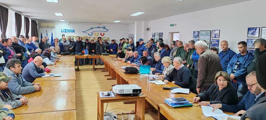 DOCUMENT Sindicat din armament se revoltă: conducerea nu mai are ce căuta în societate. Să ne dea banii. Nu ne asumăm evenimentele nedorite!