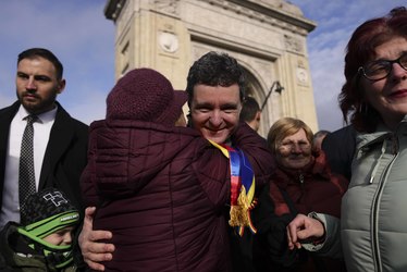 VIDEO Nicușor Dan - mesaj dur la recepția de Ziua Națională: România - țară coruptă. Românii au dreptate. Totuși, suntem mai puțin corupți decât acum 20 de ani!