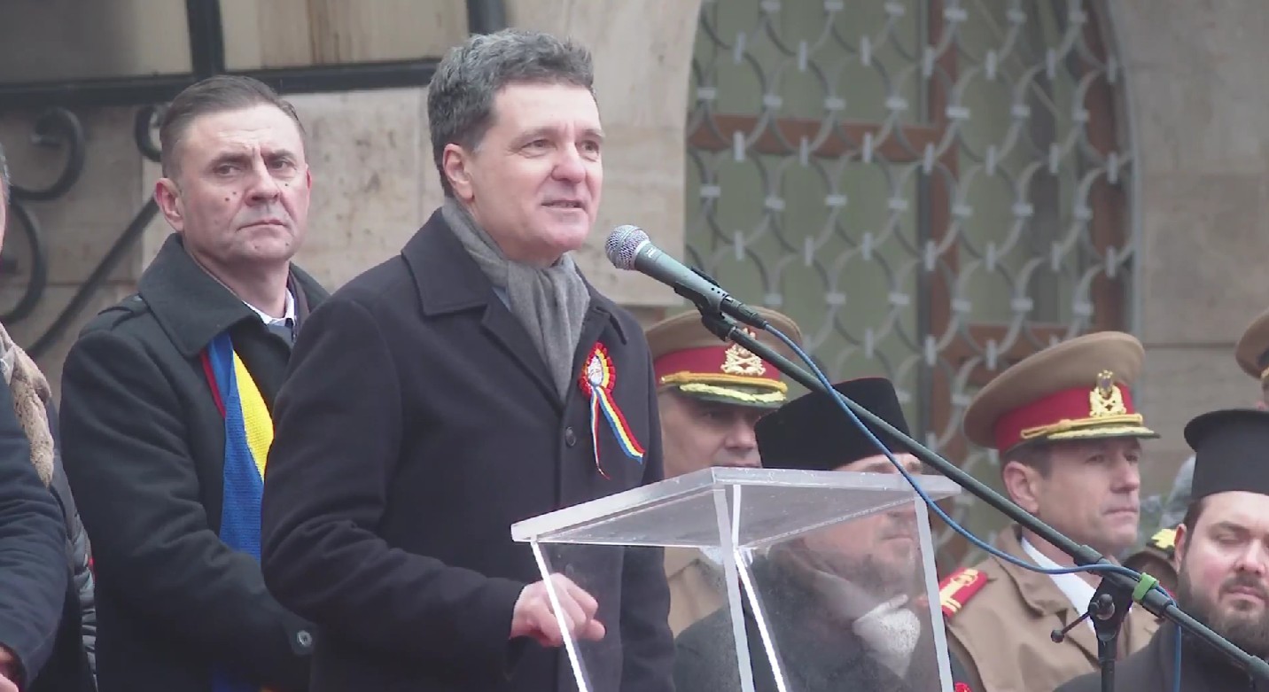 Nicușor Dan, huiduit, dar și aplaudat la Focșani. Ce a spus președintele României despre unirea cu Republica Moldova și despre Consiliul Păcii al lui Trump VIDEO&amp;FOTO