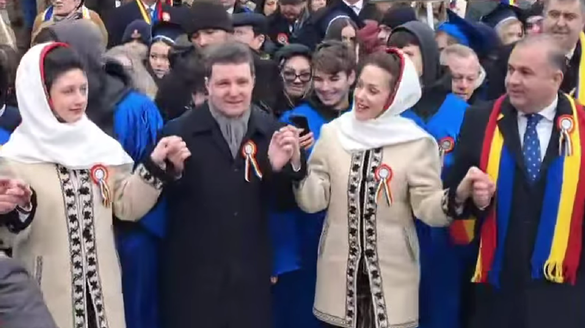 Nicușor Dan, huiduit, dar și aplaudat la Focșani. Ce a spus președintele României despre unirea cu Republica Moldova și despre Consiliul Păcii al lui Trump VIDEO&FOTO 