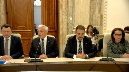 ULTIMA ORĂ Proiect al Guvernului: limită de 14 ani în funcțiile de conducere în BNR. Noi cerințe la numire, interdicții de tranzacționare și angajare la bănci comerciale. Perioadă de cooling-off, în premieră