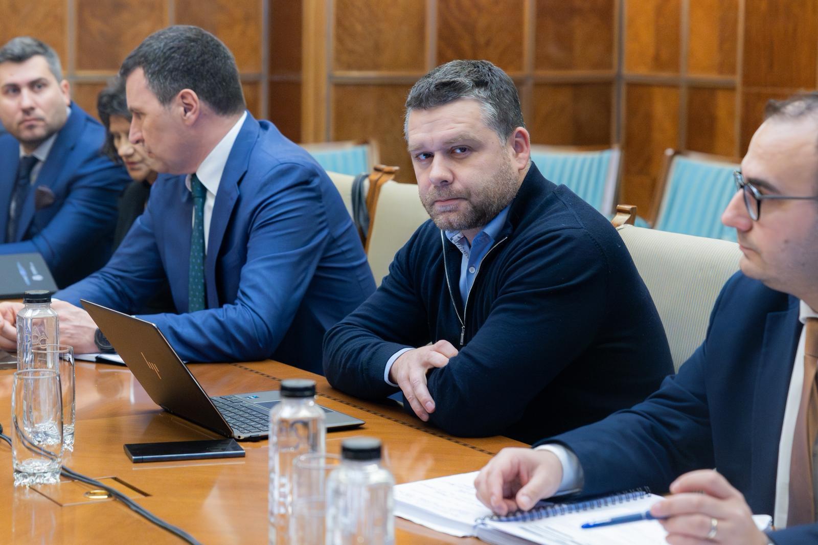Scandal total Ciucu-Băluță. Primarul capitalei vine cu acuzații: Din cauza lui putem pierde 220 milioane lei