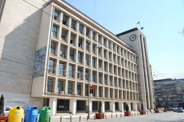 Minister cu 16 miniștri în 10 ani intră în reorganizare. Plecarea angajaților care nu își fac treaba. Irineu Darău: Ministerul Economiei este în mare parte ineficient și pe alocuri disfuncțional