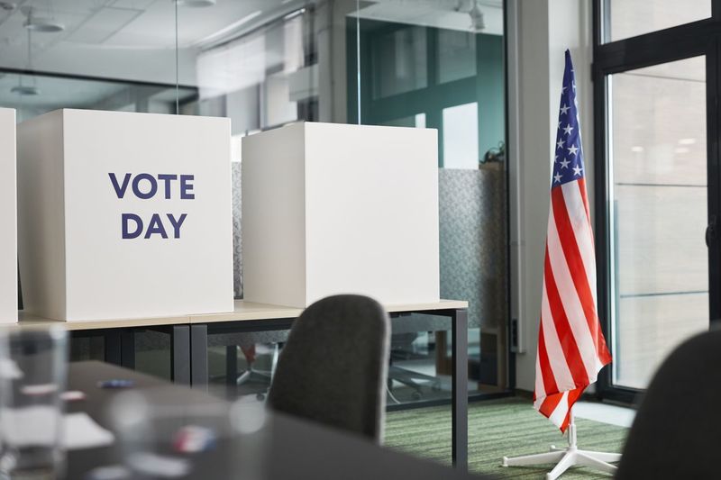 Bani pentru voturi. Trump promite 5.000 de dolari fiecărui american în cazul în care republicanii vor câștiga alegerile