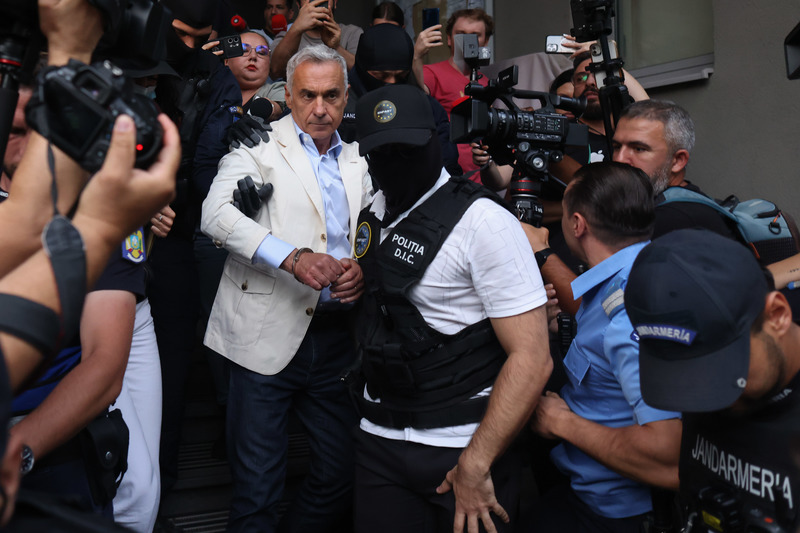Călin Georgescu, în arest. REACȚIA lui Nicușor Dan: Pare un aranjament cu sfori trase, pentru mulți. Nu are nimic de-a face cu alegerile din 2024