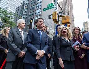 FOTO Intersecția Regina Maria la New York. Plăcuță inaugurată de Nicușor Dan 