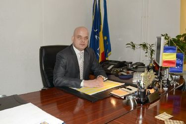 Adjunctul șefului Poliției Capitalei spera la o funcție mai mare, ca să nu se mai vândă pe o ciorbă