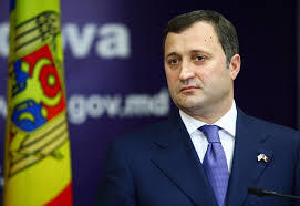 Judecător din Iași, suspectat că a intervenit pe lângă Vlad Filat în favoarea unor bancheri italieni