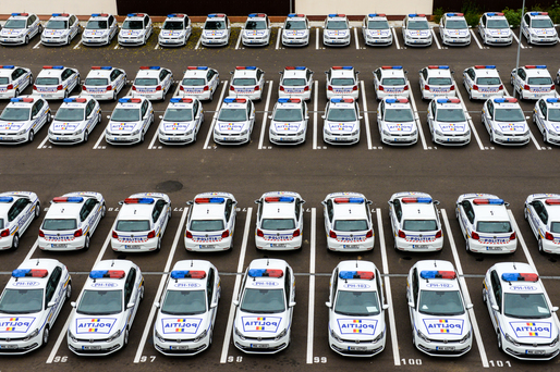 Ministrul Gabriel Oprea cere, vicepremierul Gabriel Oprea aprobă: 400 mașini noi, cumpărate pentru Poliția Rutieră