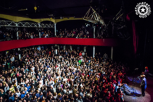 Membrii trupei "Eagles of Death Metal", care aveau concert în momentul atentatului, au scăpat