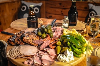 Ministrul Agriculturii nu exclude scumpiri la carne de Crăciun: Așa e după post !