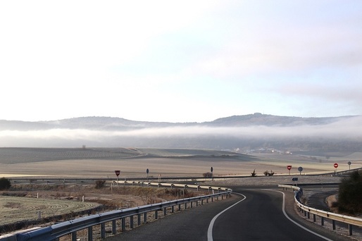 CNADNR a stabilit ruta autostrăzii Pitești-Sibiu, primarii și localnicii sunt nemulțumiți. Vezi traseul