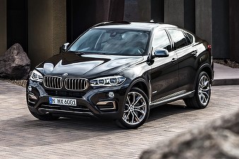 Trimiși în judecată pentru că au încercat să mituiască un polițist de la Rutieră cu un BMW X6