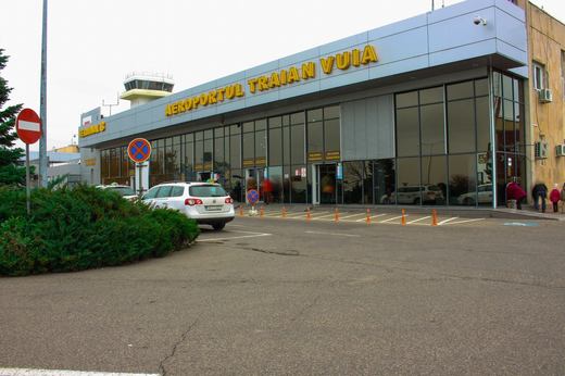 Parlamentari, directori și șeful Consiliului Județean, acuzați de fraudarea Aeroportului Timișoara