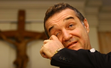Ministerul Apărării a format o comisie pentru vânzarea mărcii "Steaua" către FCSB