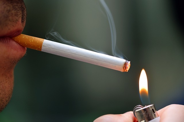 Contrabanda cu țigarete a crescut cu aproape trei puncte procentuale în noiembrie, la 17,5%