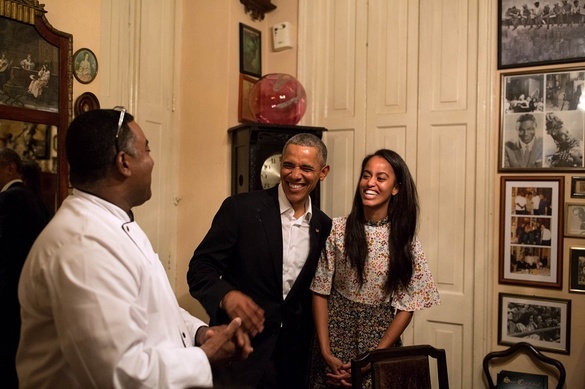 FOTO Imagini inedite din întâlnirile lui Obama cu simpli cubanezi sau din plimbarea pe străzile Havanei