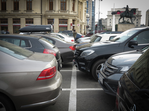 Fericirea șoferilor din centrul Capitalei, pe final: Mașinile parcate neregulamentar, din nou ridicate