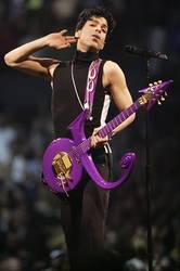 FOTO Cântărețul american Prince a murit. Pagina Wikipedia dedicată acestuia a căzut, din cauza numărului mare de accesări