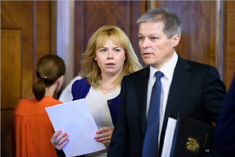 Ministrul Finanțelor îi transmite lui Cioloș, care a caracterizat impunerea CASS pe fiecare venit drept \