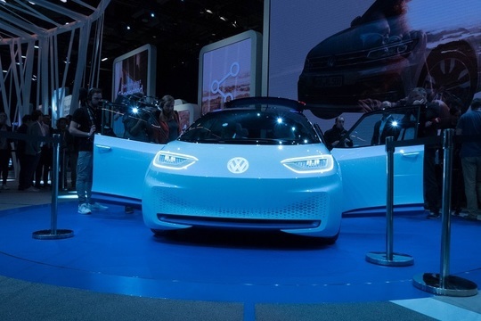 Volkswagen ID Concept (Sursă: News.ro)