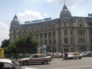 Concept nou de sucursale BCR: consultanță financiară gratuită și pentru non-clienți, niciun cuvânt despre oferta băncii